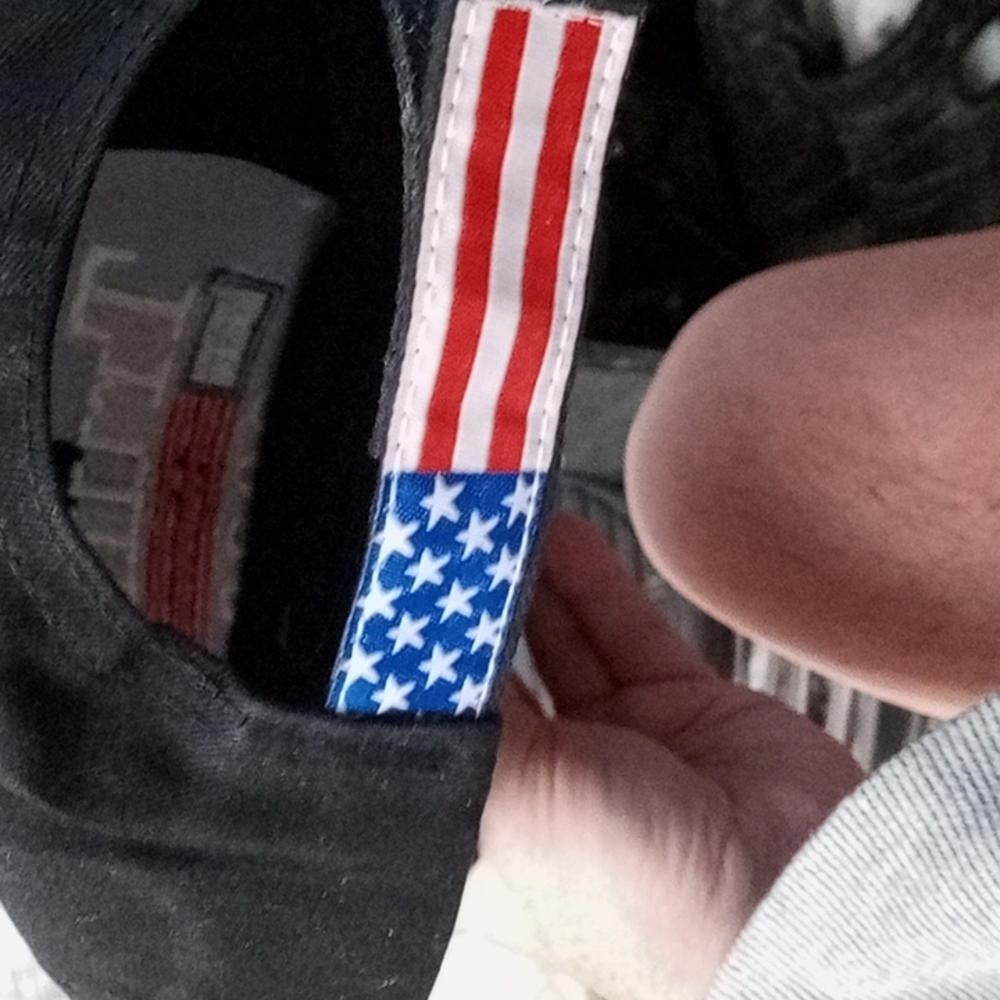 Trump 2020 election hat - Picture 3 of 4